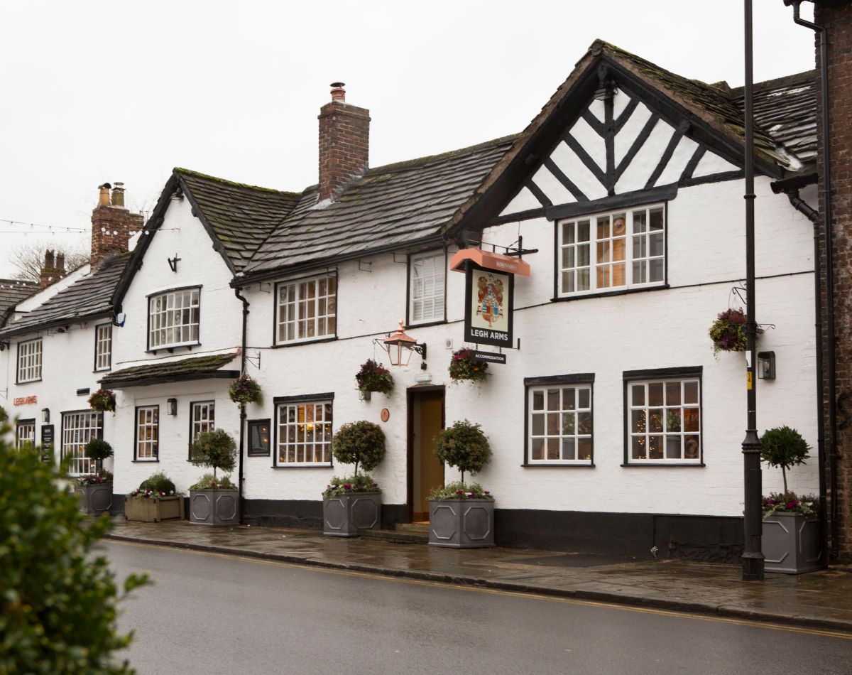 Cheshire Pub Reopens Following Stockport Brewery’s Investment ...